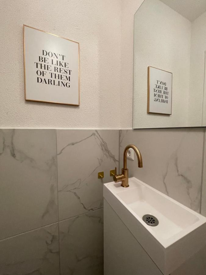 Luxus Apartment Am Fremersberg - Zentral - Mit Sauna & Badewanne Baden-Baden Esterno foto